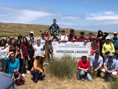 Gökçeada Tuz Gölü ile Çevre Bilincinin Geliştirilmesi Çalıştayı’nın İkinci Günü Arazi Çalışmaları, Seminerler, Canlı Müzik ve Doğa Yürüyüş Etkinlikleri ile Devam&nbsp;Etti